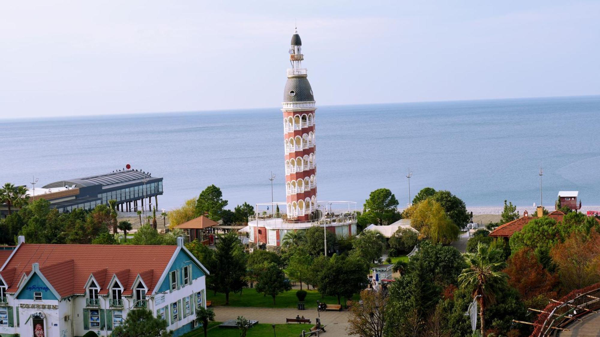 Lux Apart Hotel 555 Batumi Exterior photo